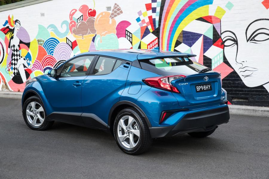  Toyota C-HR 2017 года  (AU) (фото 17 из 30)